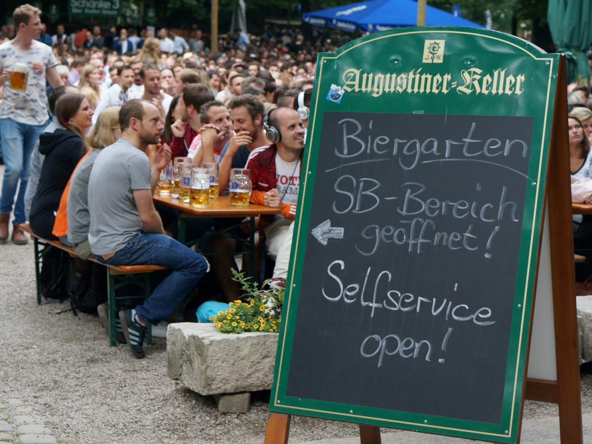 munich-beer-gardens-augustiner-keller