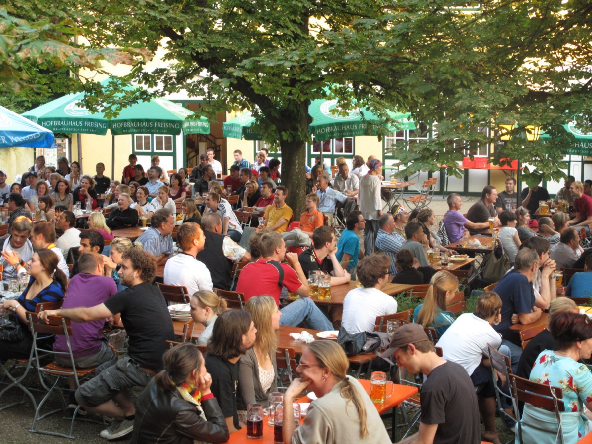 Munich Beer Gardens | Hofbrauhaus-Keller Freising